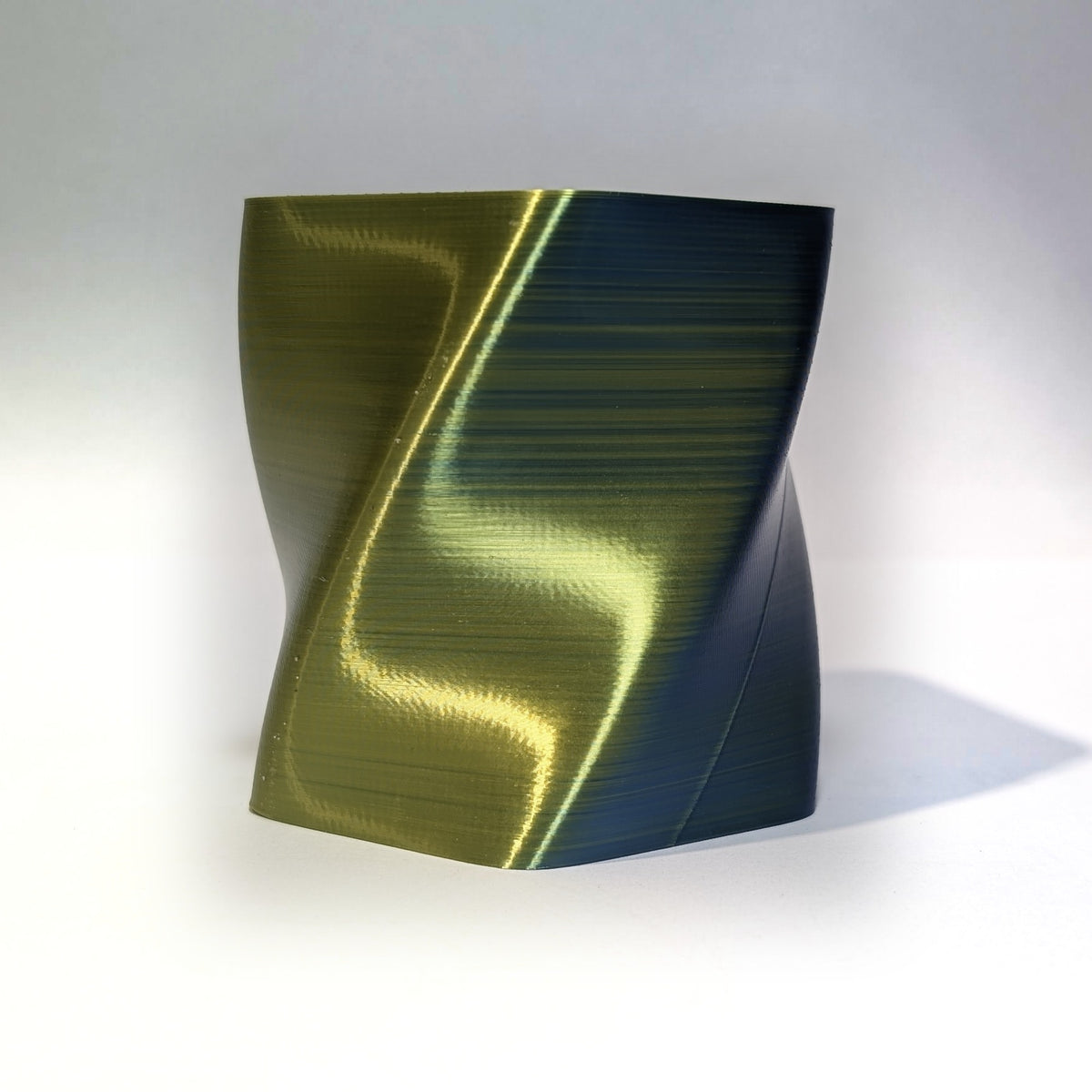 VEXA PLA+ Silk Blue Gold — printed colour swatch