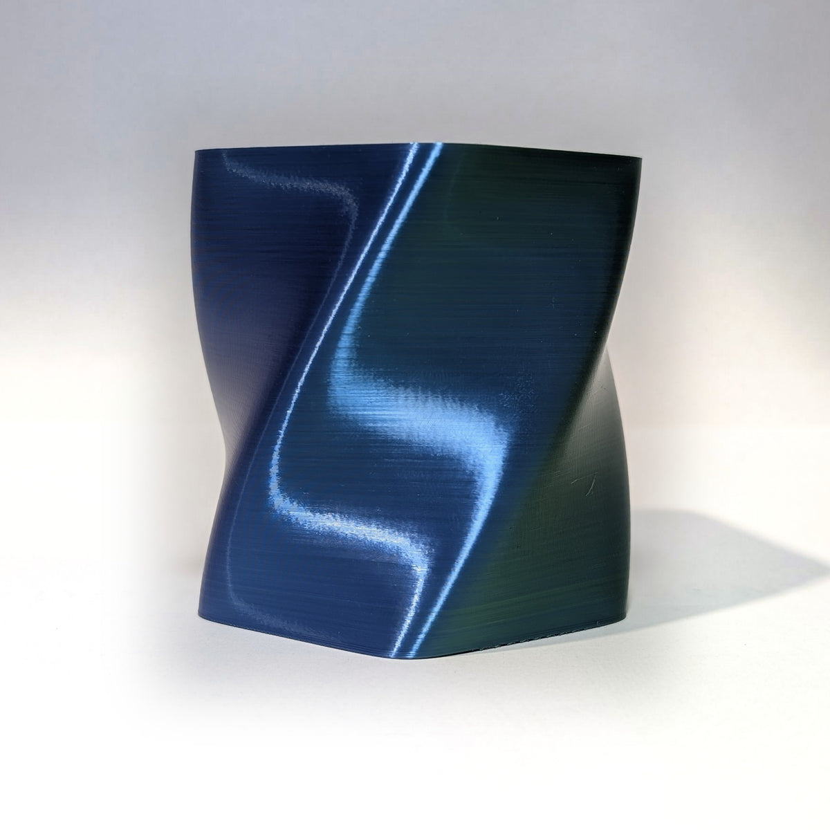 VEXA PLA+ Silk Blue Green Purple — printed colour swatch