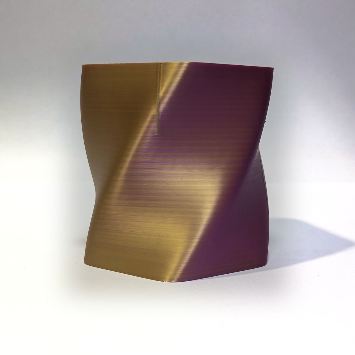 VEXA PLA+ Silk Purple Gold — printed colour swatch